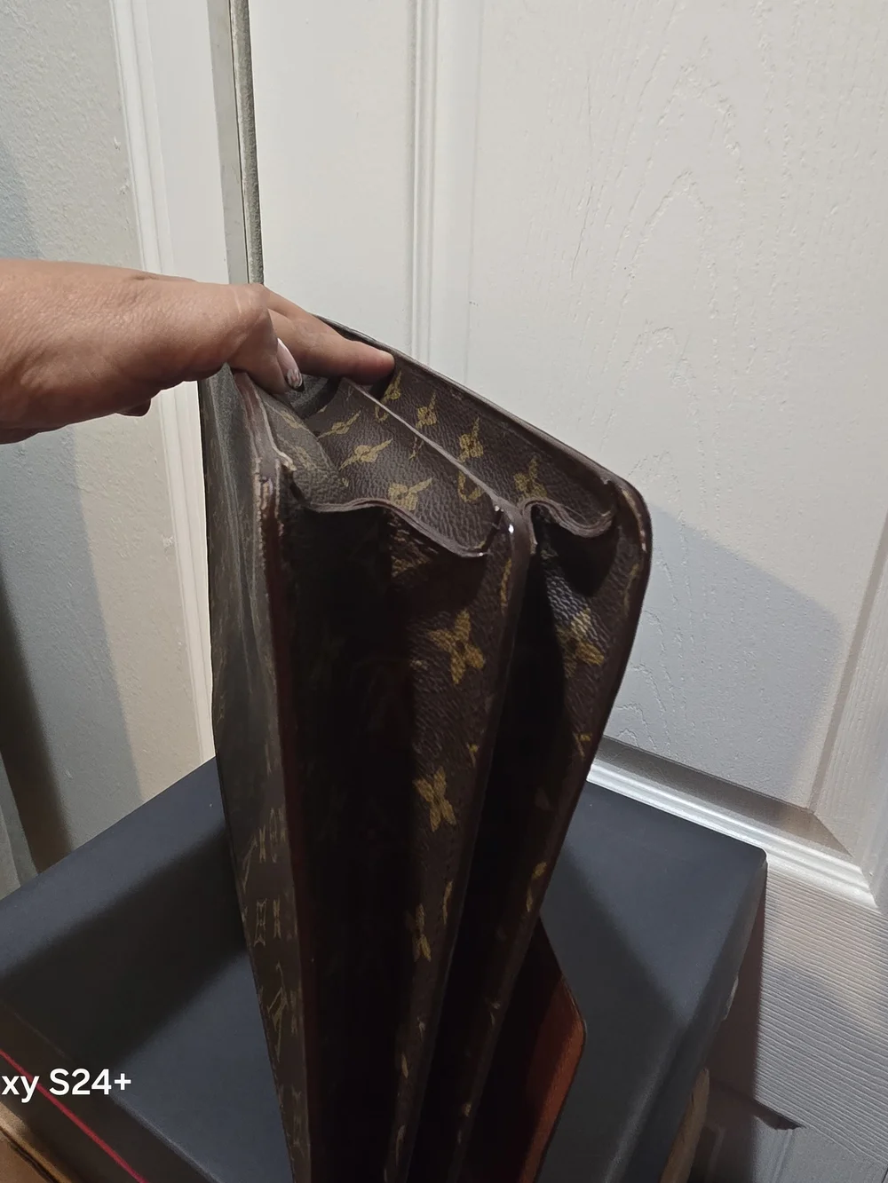 LOUIS VUITTON SERVIETTE CONSEILLER BRIEFCASE M11000
